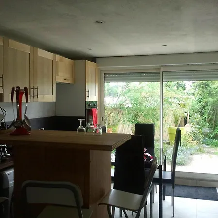 度假居 Loft Independant Et Jardin 圣纳泽尔