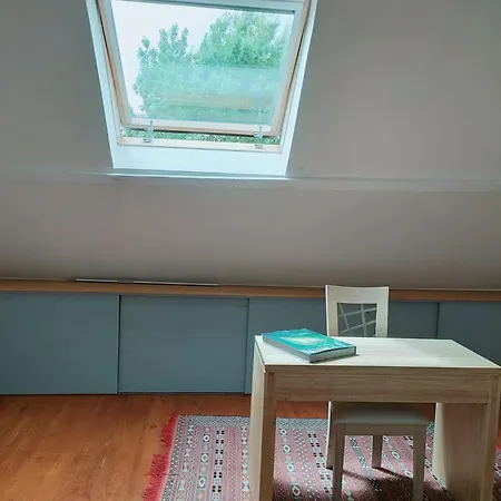 Loft Independant Et Jardin 度假居